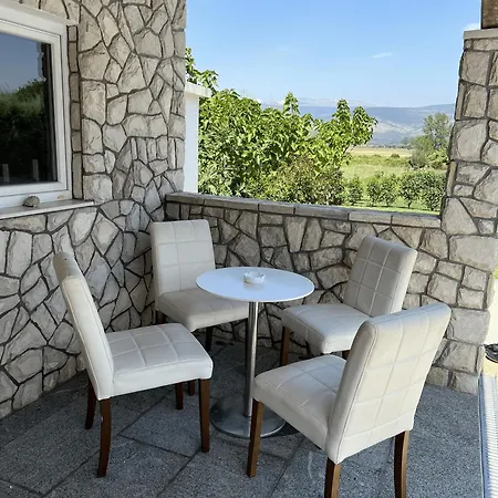 Apartment Oaza Mira